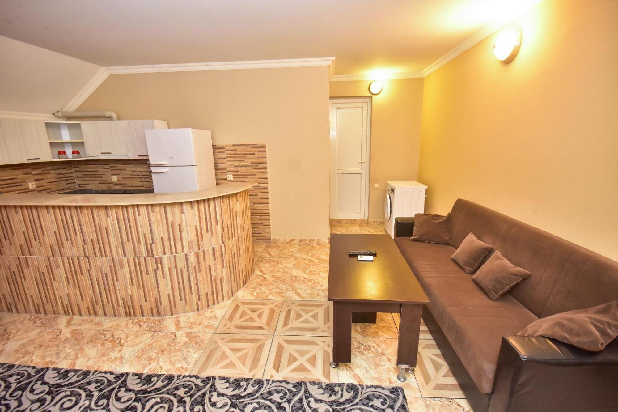 Family Apartments In บาทูมิ ภายนอก รูปภาพ