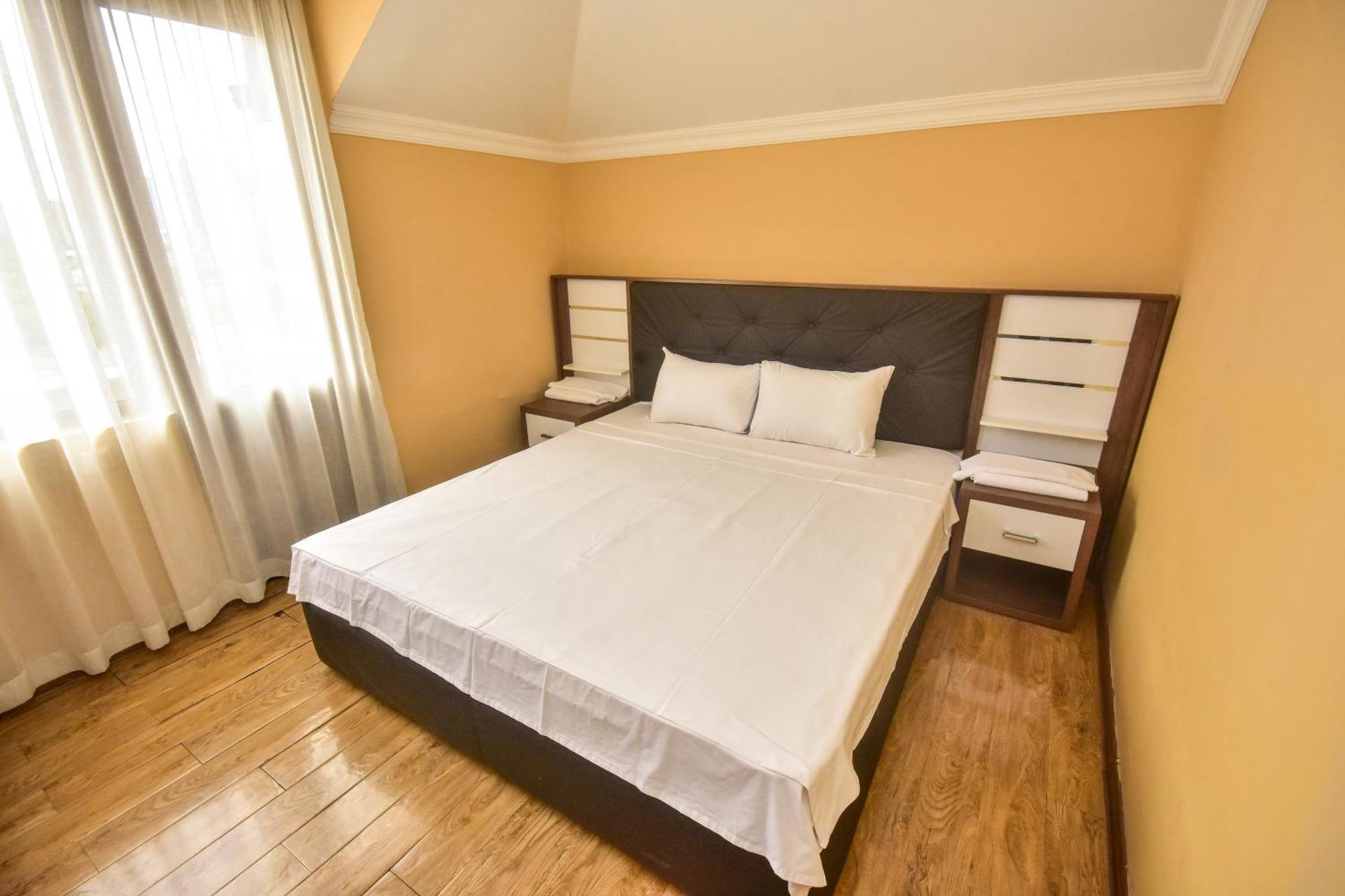 Family Apartments In บาทูมิ ภายนอก รูปภาพ