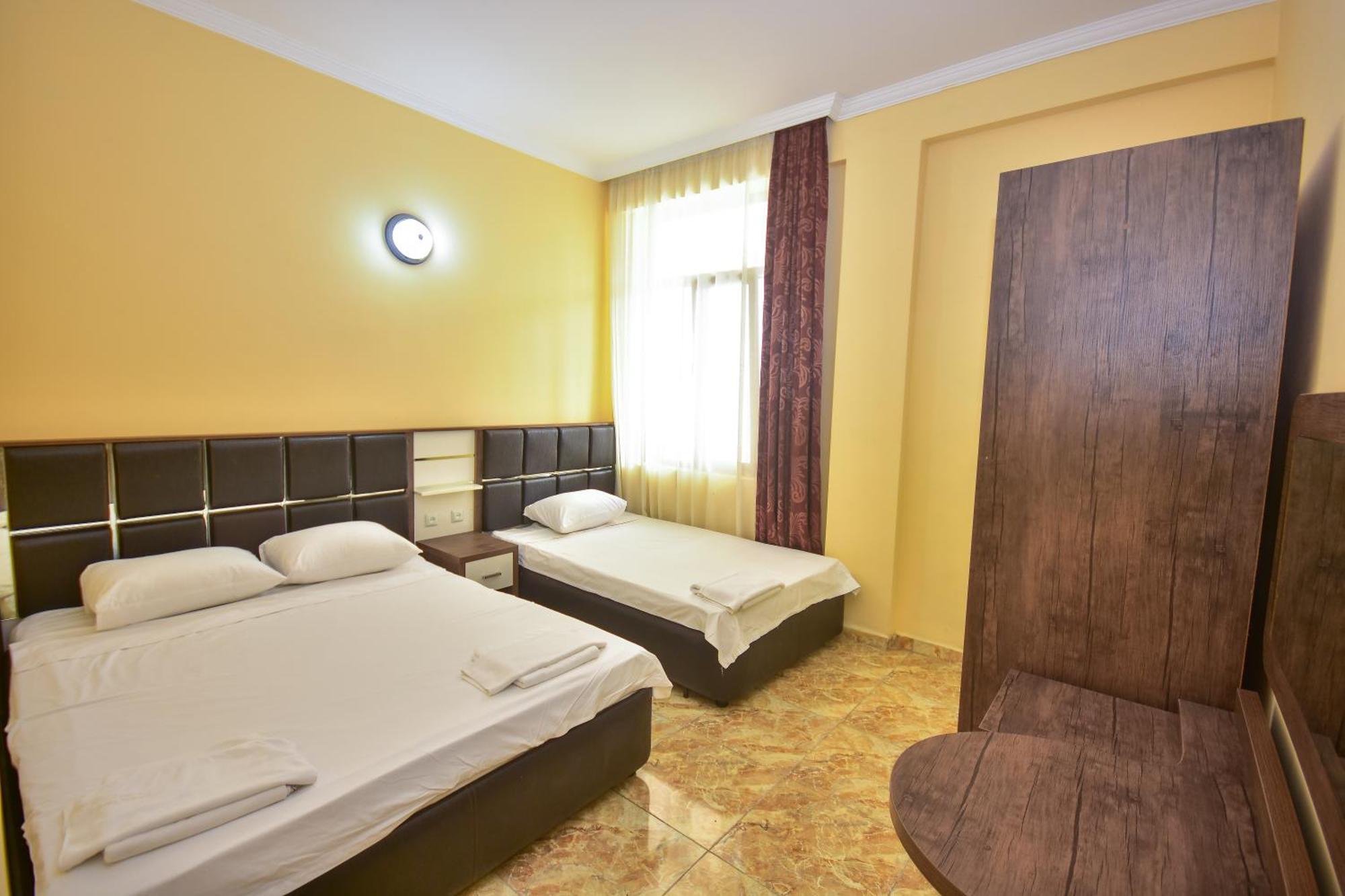 Family Apartments In บาทูมิ ภายนอก รูปภาพ