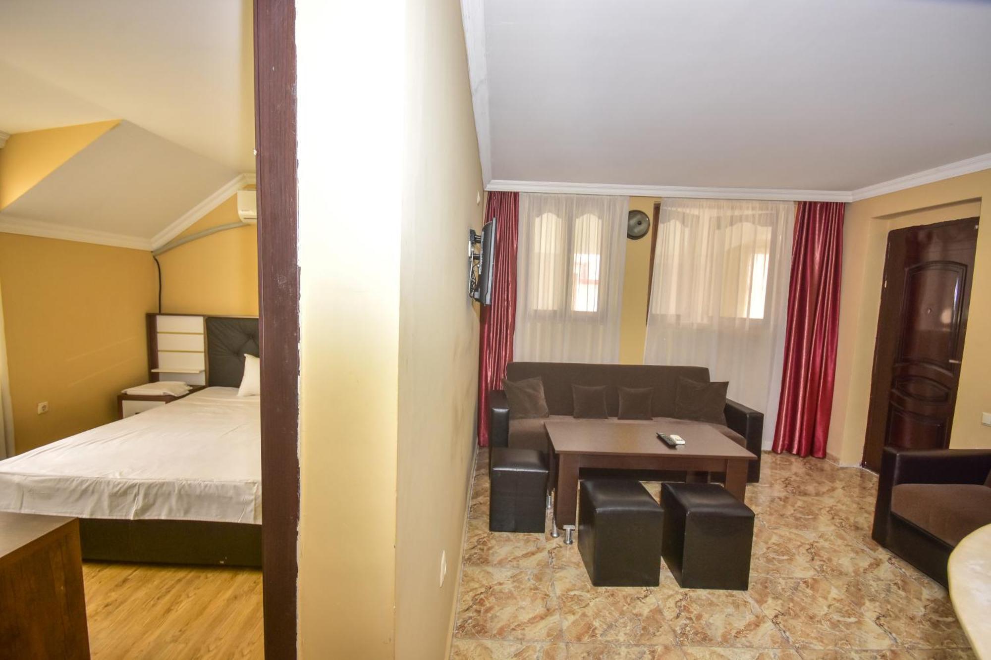 Family Apartments In บาทูมิ ภายนอก รูปภาพ