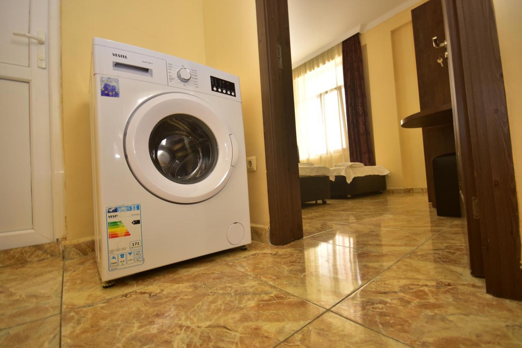 Family Apartments In บาทูมิ ภายนอก รูปภาพ